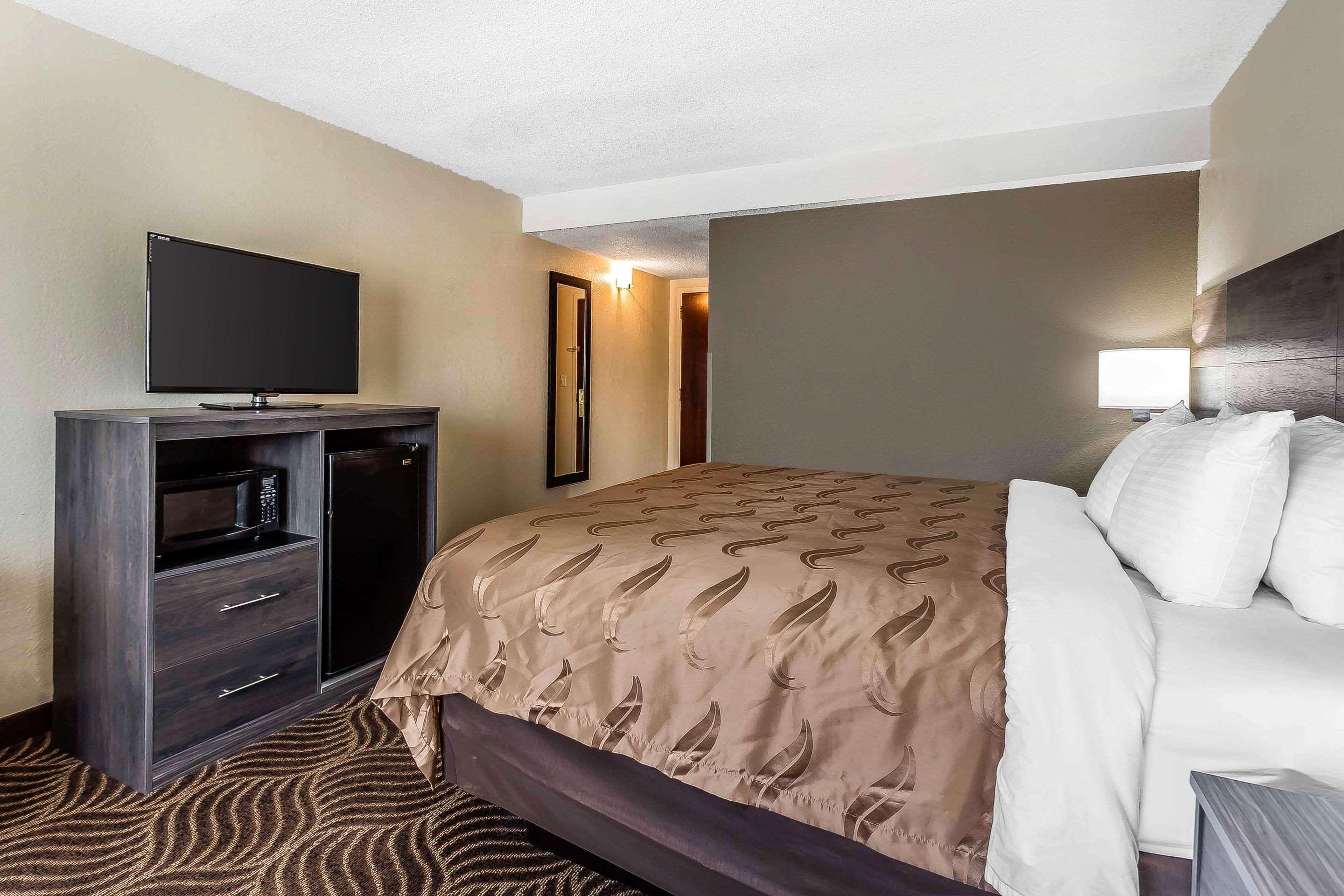Quality Inn & Suites Salisbury Eksteriør bilde