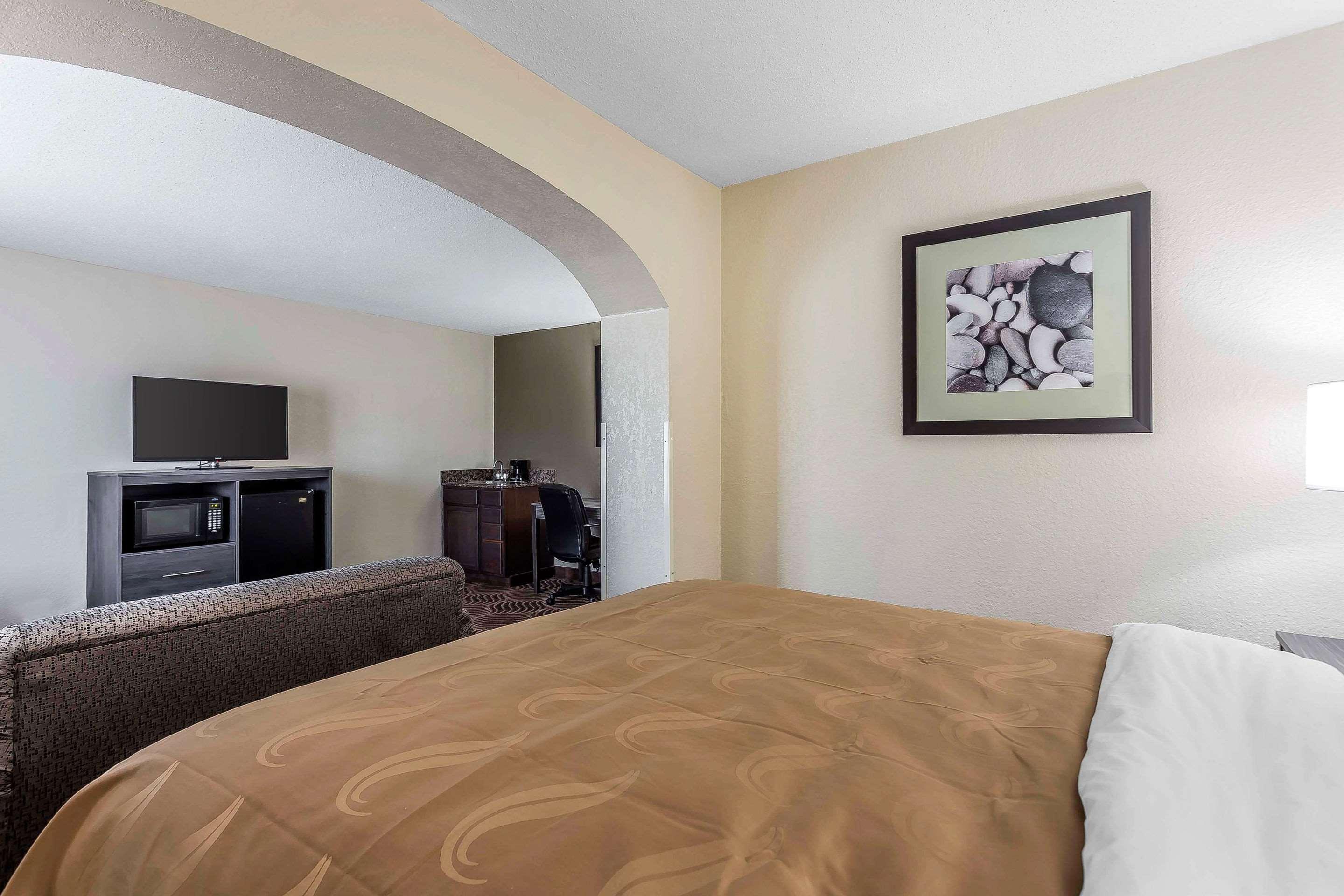 Quality Inn & Suites Salisbury Eksteriør bilde
